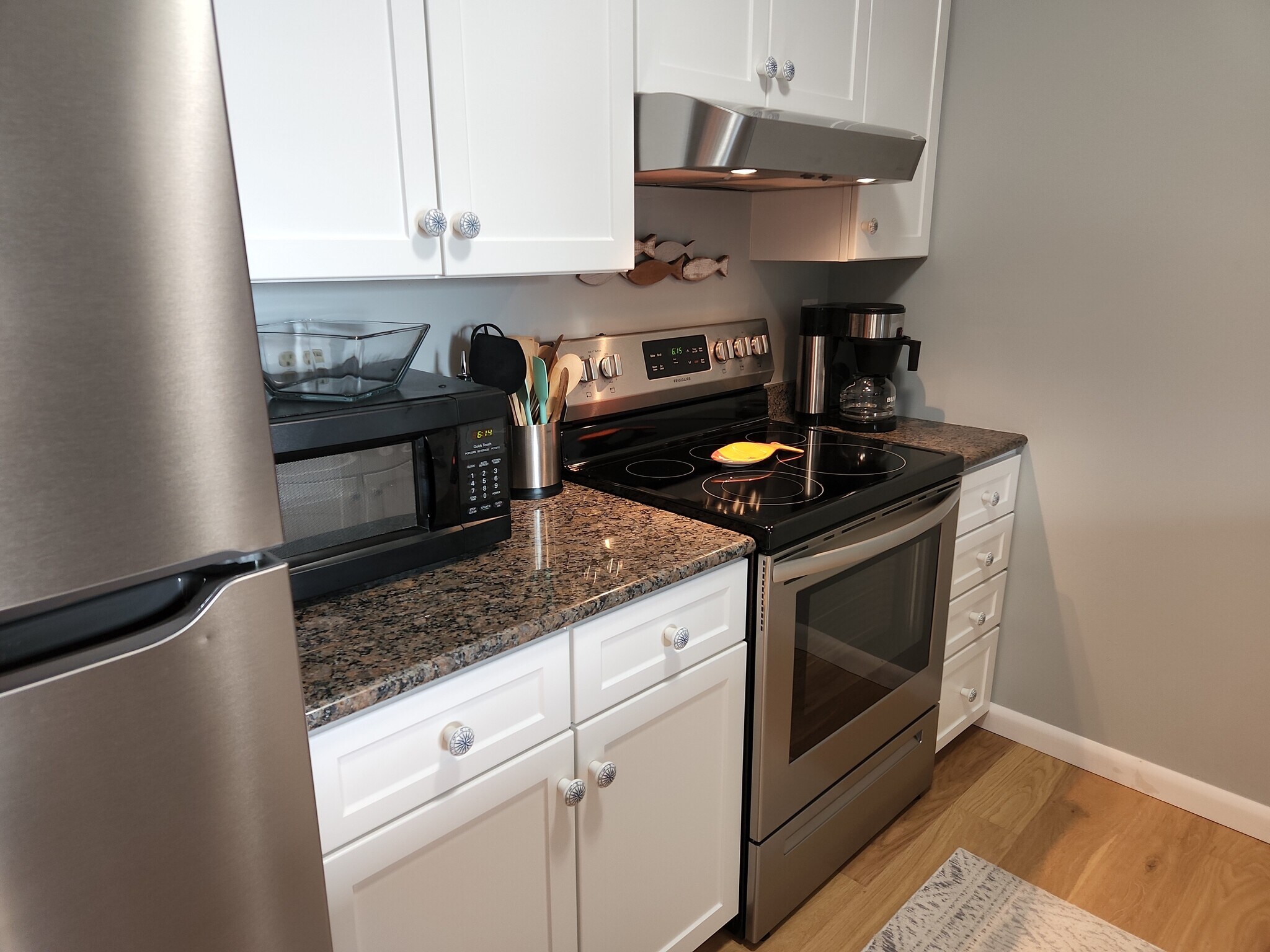 Building Photo - 131 Lake St