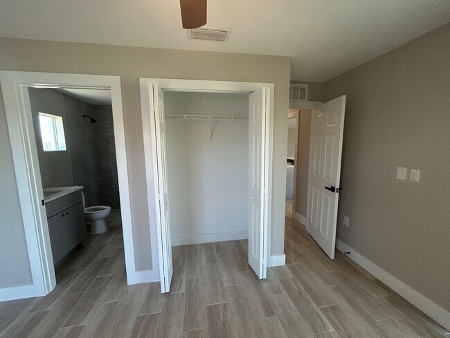 Building Photo - BRAND new construction 4 Bedroom 3 Bathrooms