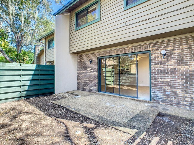 Building Photo - 4800 Rilma Ave