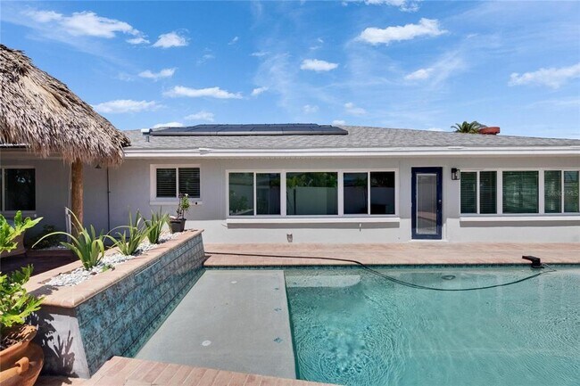 Building Photo - 1492 Sea Gull Dr S