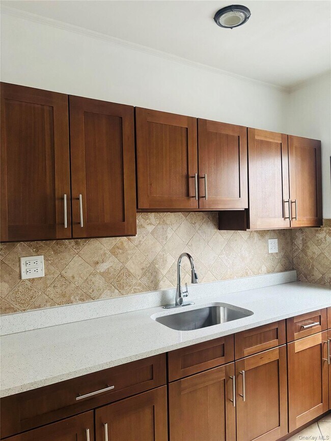 Building Photo - 177 Highland Blvd