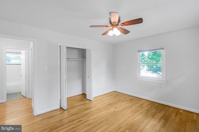 Building Photo - 3906 Ronson Dr
