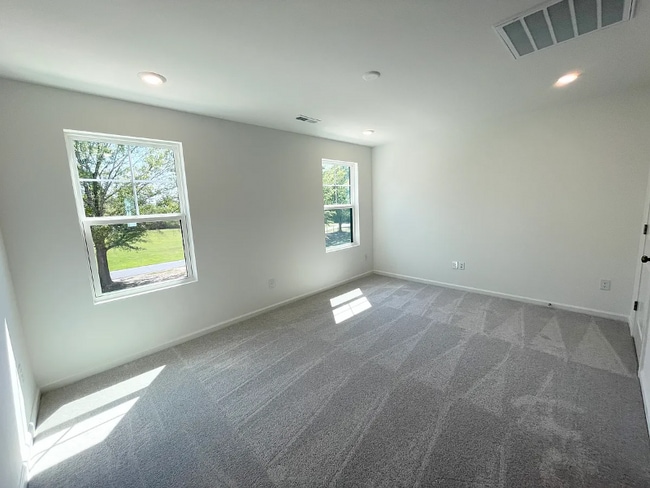 Building Photo - 1526 Crescent Townes Wy