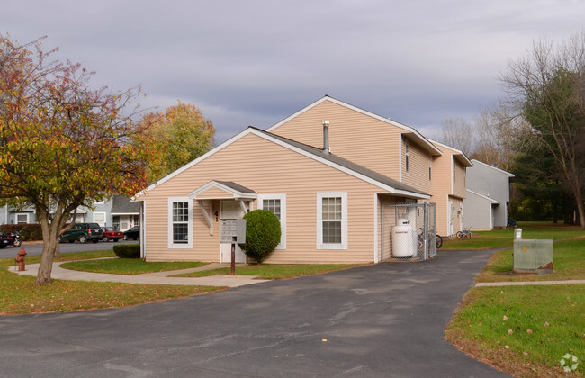 Building Photo - Fort Edward Village Apartments