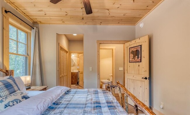 Building Photo - 111 Watkins Farm Rd