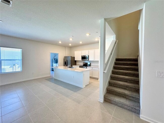 Building Photo - 2404 Rider Rain Ln