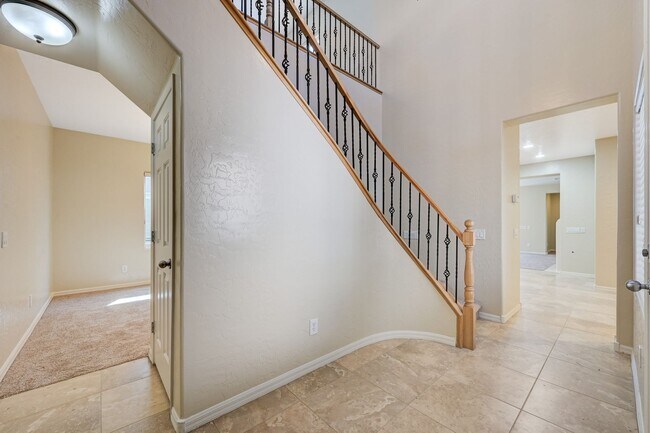 Building Photo - 4 Bedroom Home in Silverstone Ranch / No Rear Neighbors!