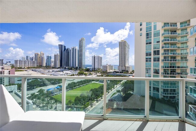Building Photo - 250 Sunny Isles Blvd