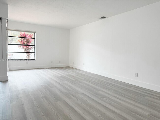 Building Photo - 13544 SW 110th Terrace