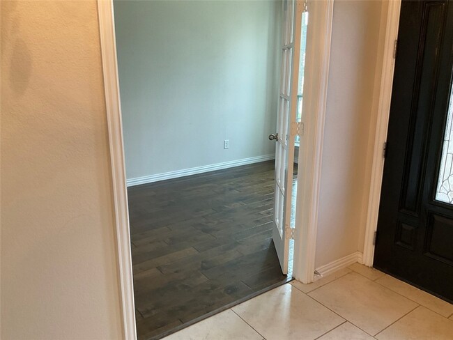 Building Photo - 3040 Seabrook Dr