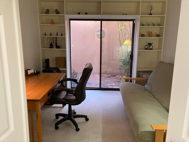 Building Photo - Gorgeous Furnished Arroyo Seco Townhouse with Fabulous Views!