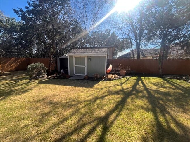 Building Photo - 2203 Yellow Bird Trail