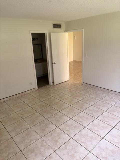 Building Photo - 607 S State Rd 7