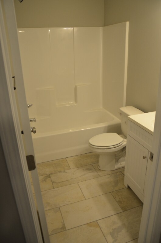 Building Photo - 1565 14th Ave NE