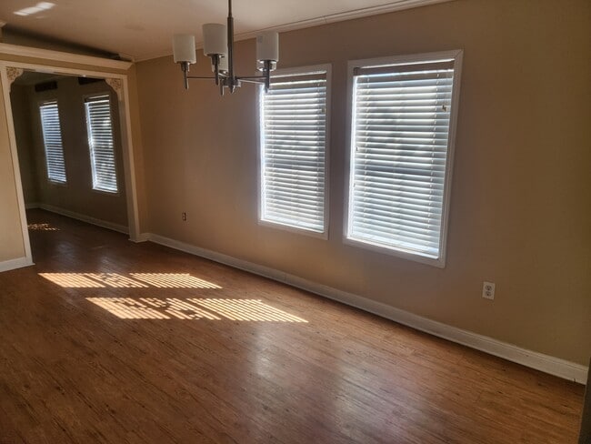 Building Photo - 7004 Marine Dr