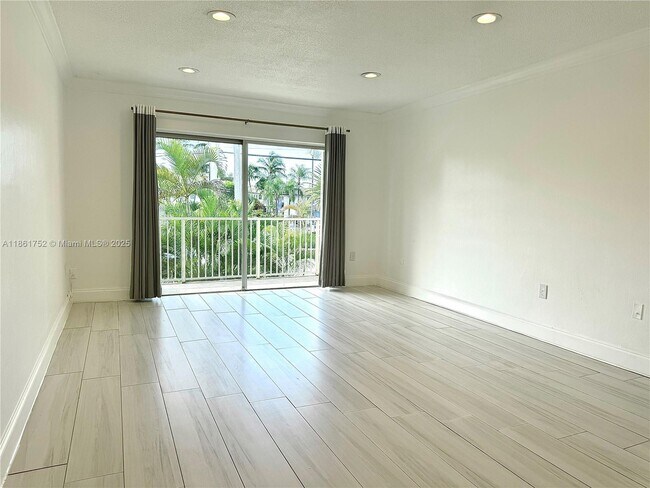 Building Photo - 7300 SW 82nd St
