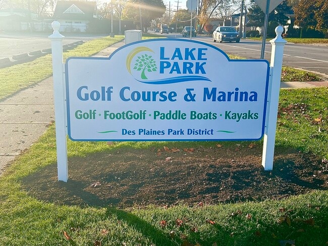 Building Photo - 946 E Grant Dr