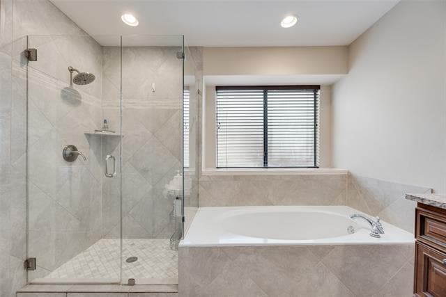 Building Photo - 1670 Crosshaven Dr