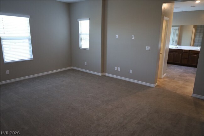 Building Photo - 6547 Smithville Ave