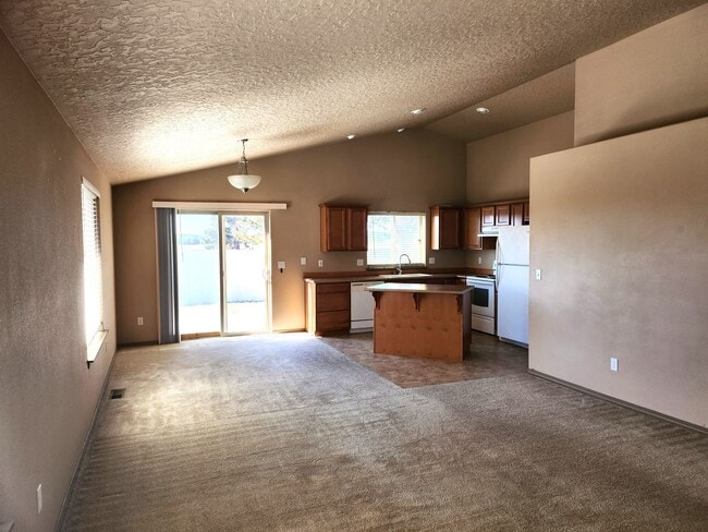 Building Photo - 51269 Riley Ln