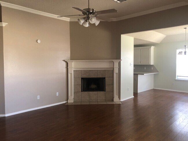 Building Photo - Home Sweet Home!!! November 2022!