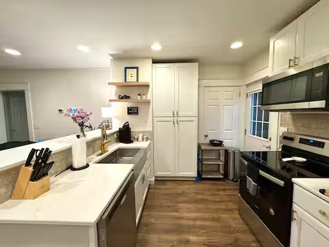 Kitchen - 1134 Chalfant St