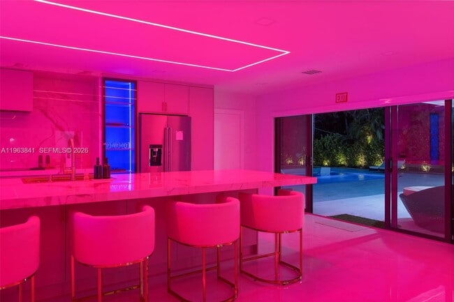 Building Photo - 1117 Adams St