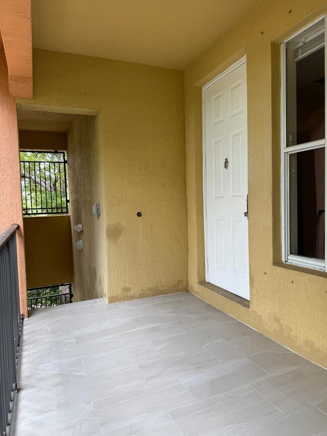 Building Photo - 3569 Forest Hill Blvd