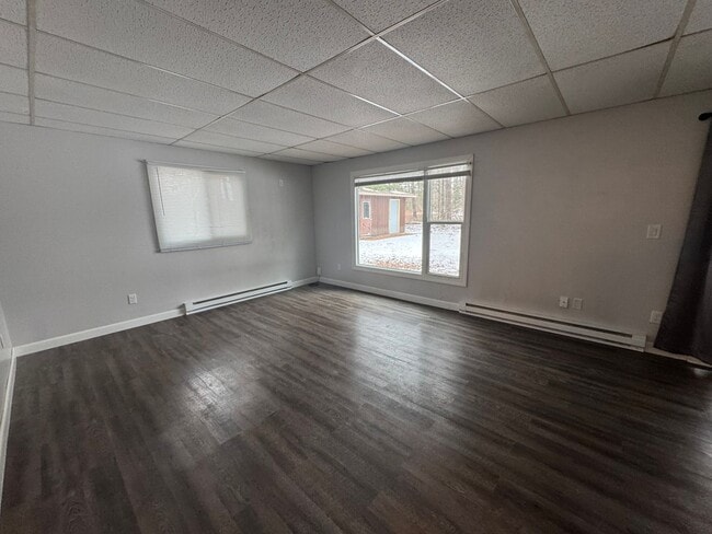 Building Photo - 2711 Jelinek Ave