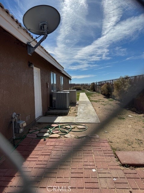 Building Photo - 6832 Quezon Ave