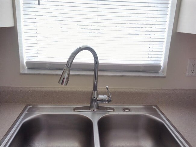 Building Photo - 867 Chippendale St