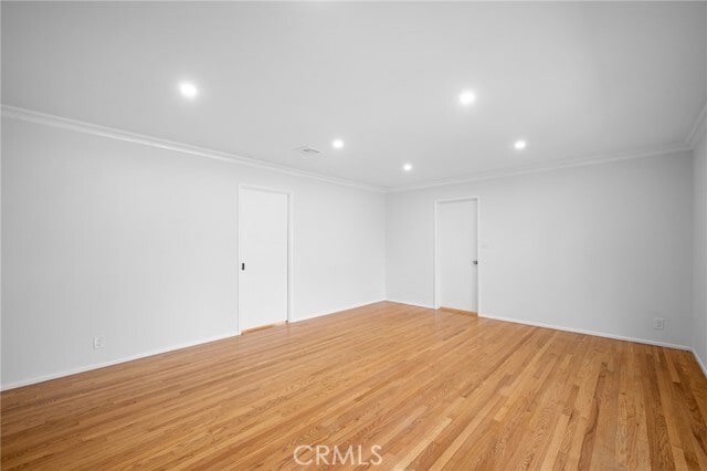 Building Photo - 685 Rim Rd