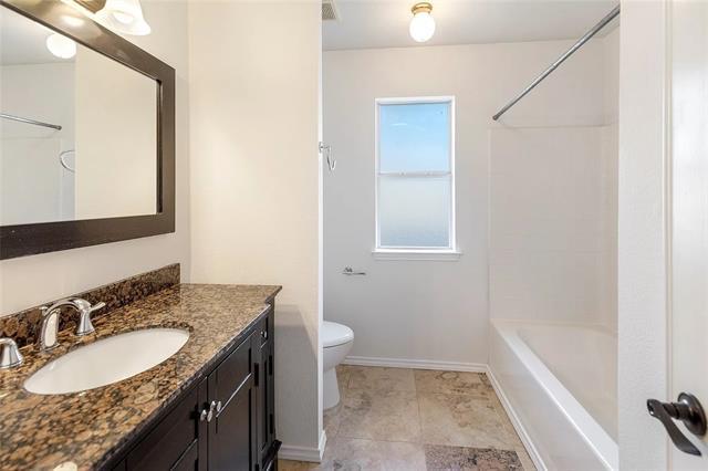 Building Photo - 813 Silverbrook Dr