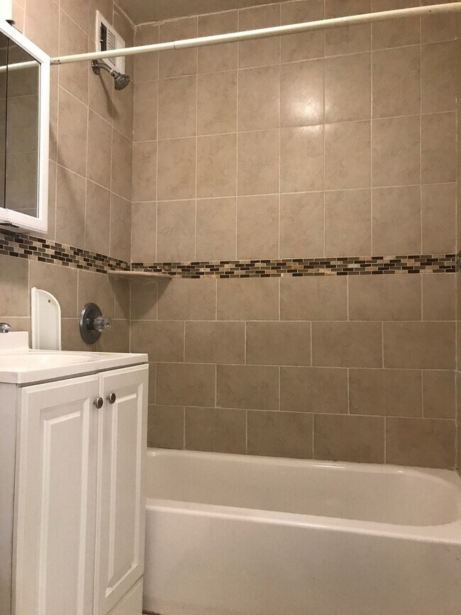 1342 Paterson Plank Road, Unit B 1342 Paterson Plank Rd Secaucus NJ