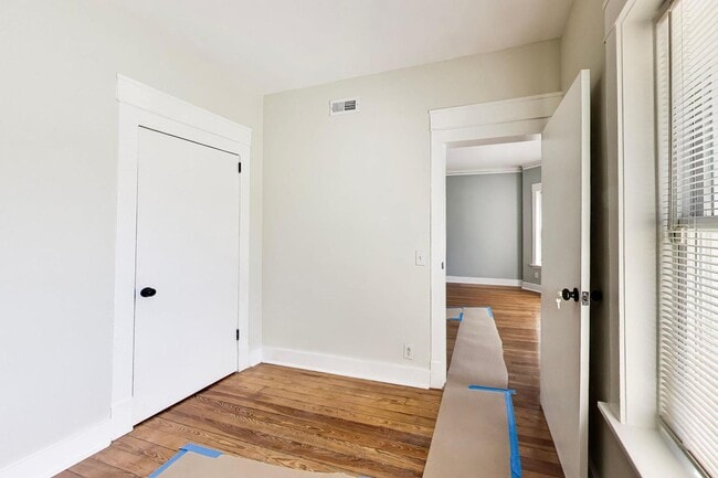 Building Photo - 43 N Menard Ave