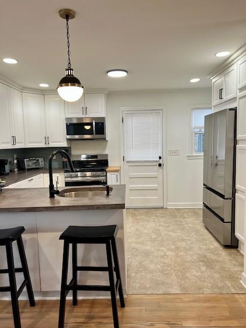 Building Photo - 3867 Hillcrest Dr SE