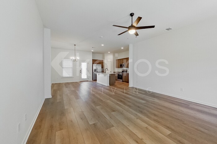 Building Photo - 105 Hendrix Rd