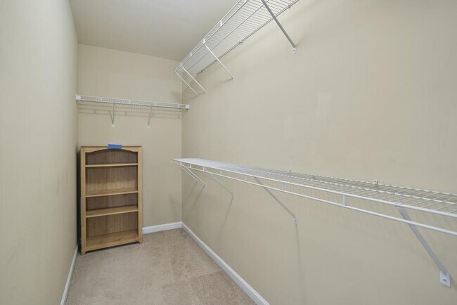 Building Photo - 434 Reynoldston Way