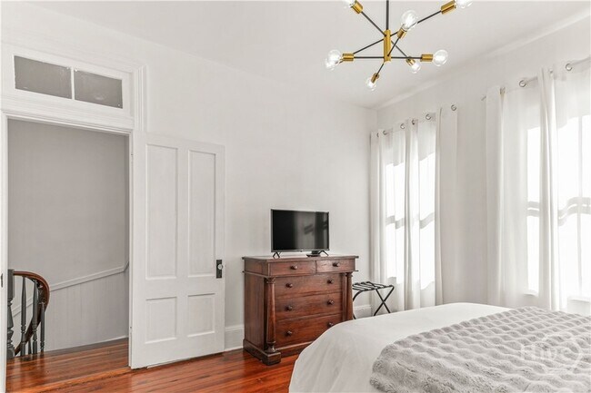 Building Photo - 317 E Anderson St