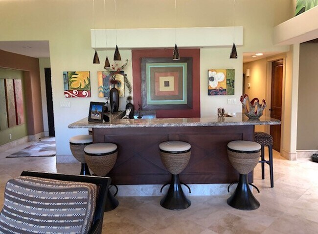 Building Photo - 3 Bedroom Condo for rent in Palm Desert, CA