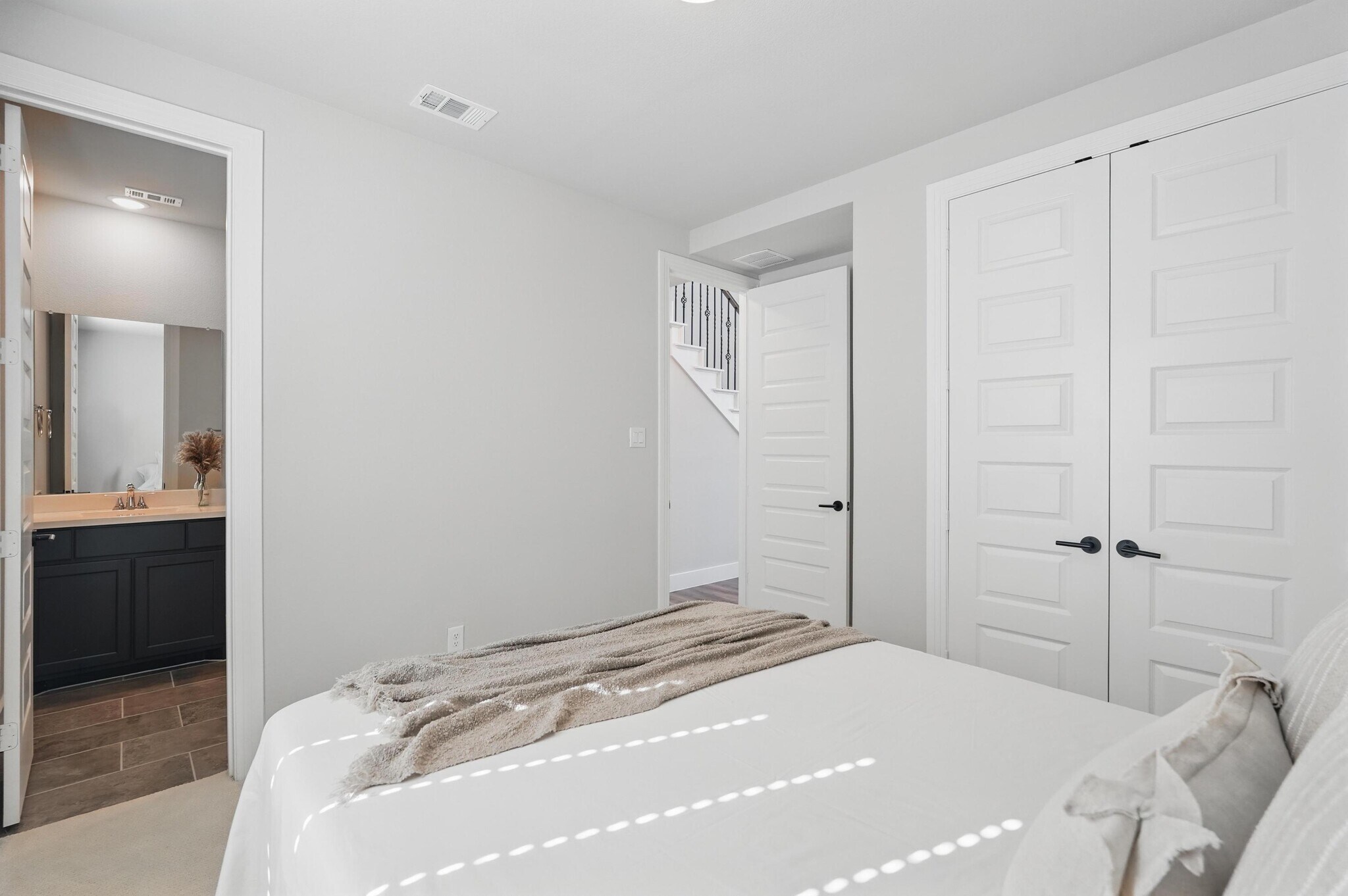 Building Photo - 3003 Wind Knot Way