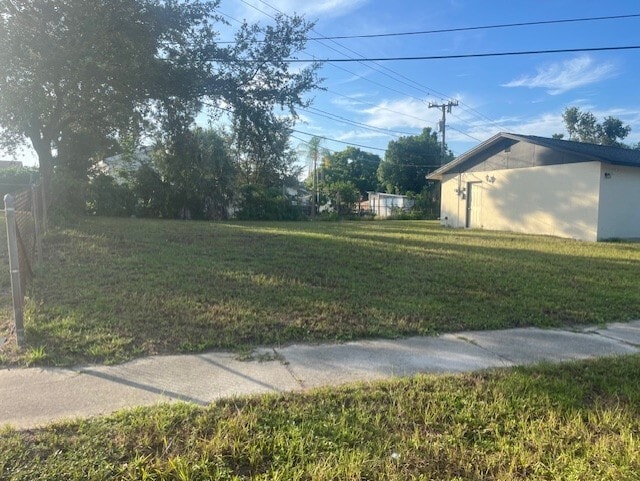 Building Photo - 1185 Bonnymede Dr