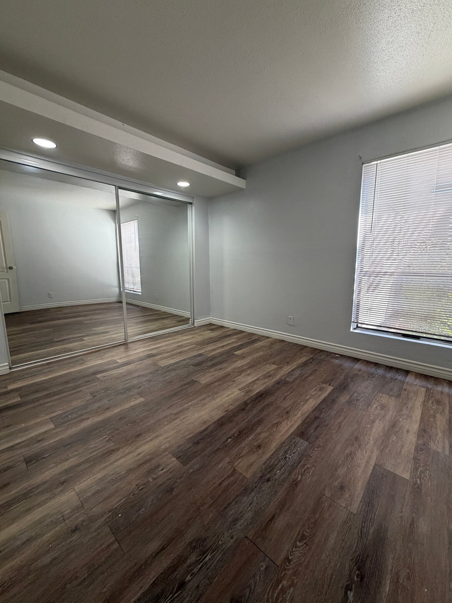 Building Photo - 3434 W Danbury Dr