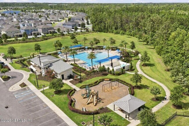 Building Photo - 13184 Holsinger Blvd