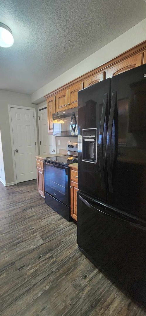 Building Photo - Spacious Home for Rent