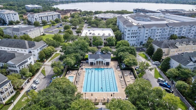 Building Photo - 3-story, 3/3.5, updated, townhome in the heart of Baldwin Park!