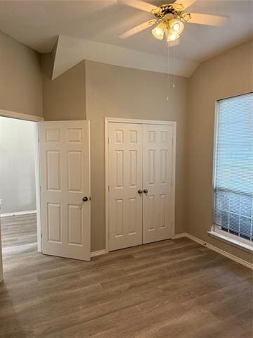 Building Photo - 10810 Camelot Dr