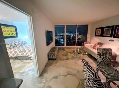 Building Photo - 2030 S Ocean Dr