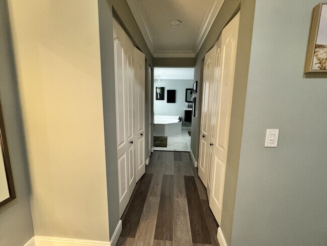 Building Photo - 18038 Rhumba Way