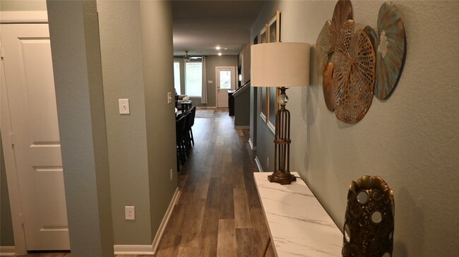 Building Photo - 127 Winged Elm Ct